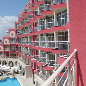 Rose Garden Omax Apartmanhotel