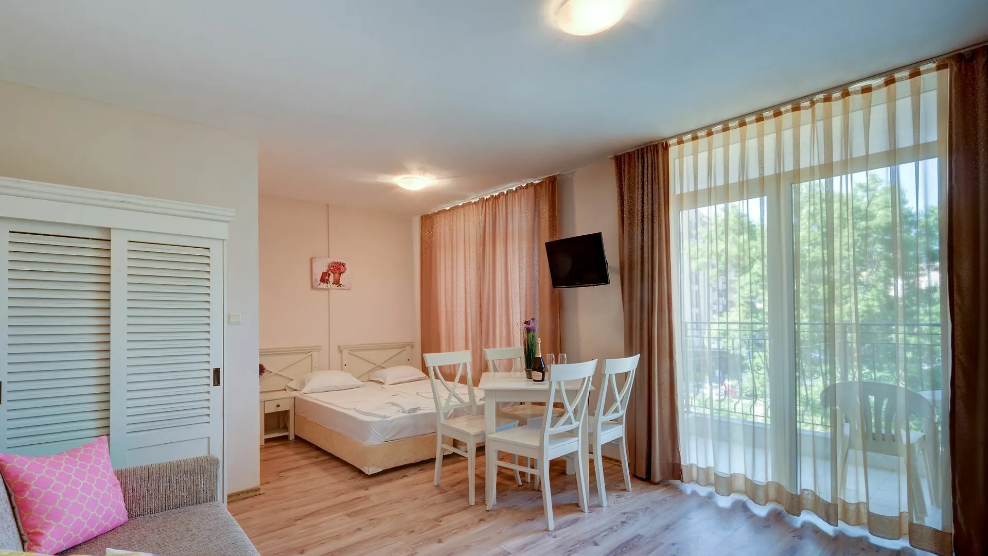 Dawn Park Complex Aparthotel Sunny Beach
